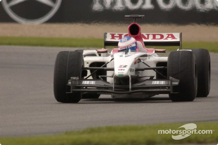 2003 - BAR 005 (motor Honda)