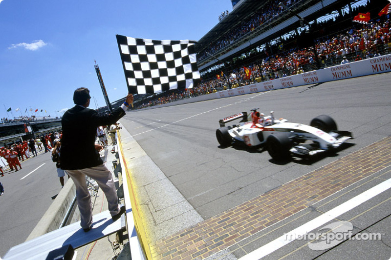 Takuma Sato takes checkered flag for third place