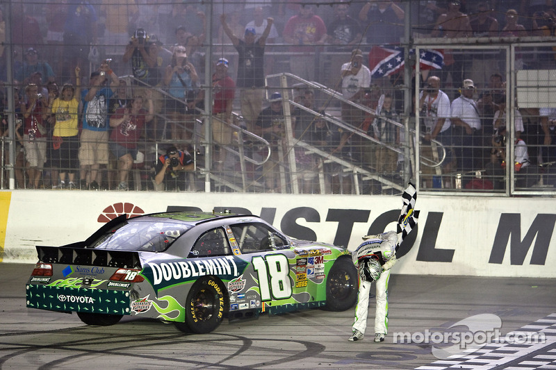 2010, Bristol 2: Kyle Busch (Gibbs-Toyota)
