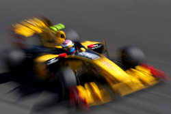 Виталий Петров, Renault F1 Team