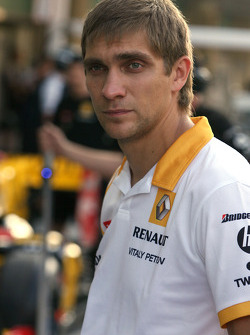 Виталий Петров, Renault F1 Team