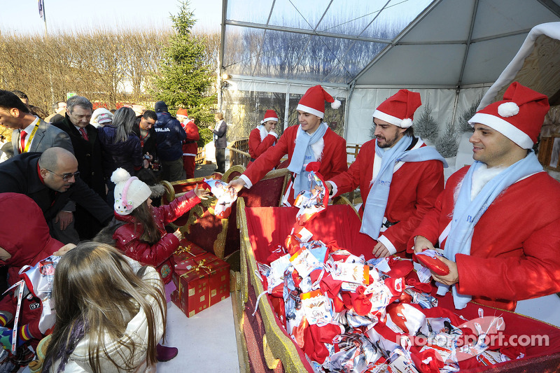 Evento Natale Bimbi: Felipe Massa, Fernando Alonso, Jules Bianchi
