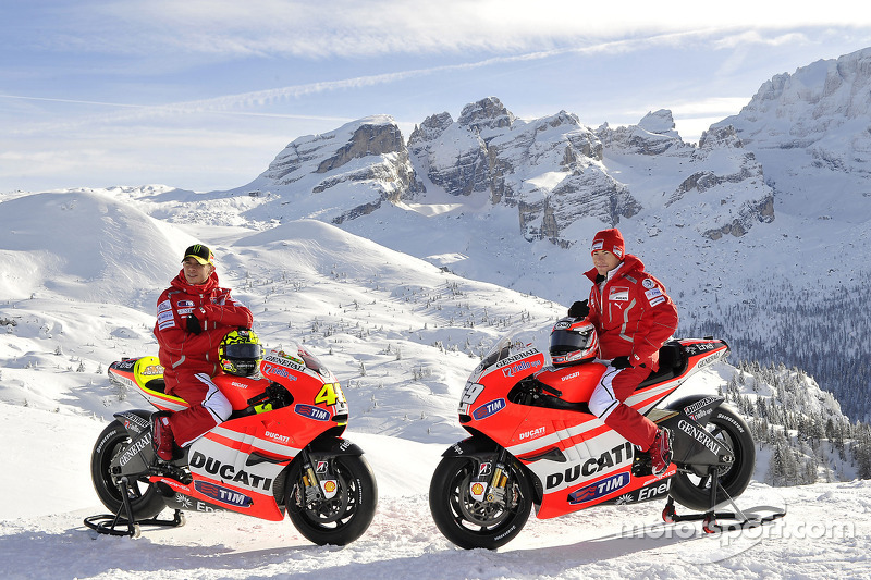 Valentino Rossi, Ducati, Nicky Hayden, de Ducati en la presentación de la Ducati Desmosedici GP11