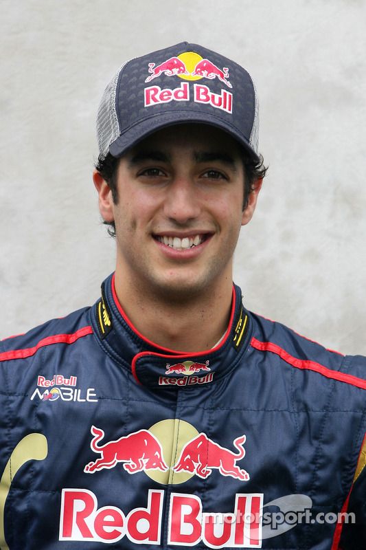 Daniel Ricciardo piloto de prueba, Scuderia Toro Rosso