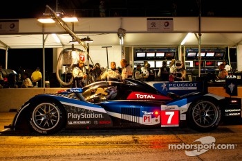 #7 Peugeot Sport Total Peugeot 908: Alexander Wurz, Marc Gene, Anthony Davidson