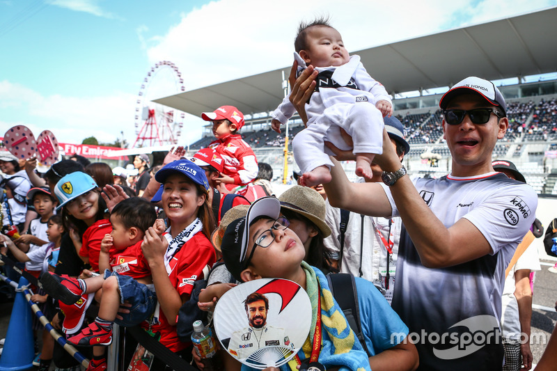 5. Fernando Alonso, McLaren fans