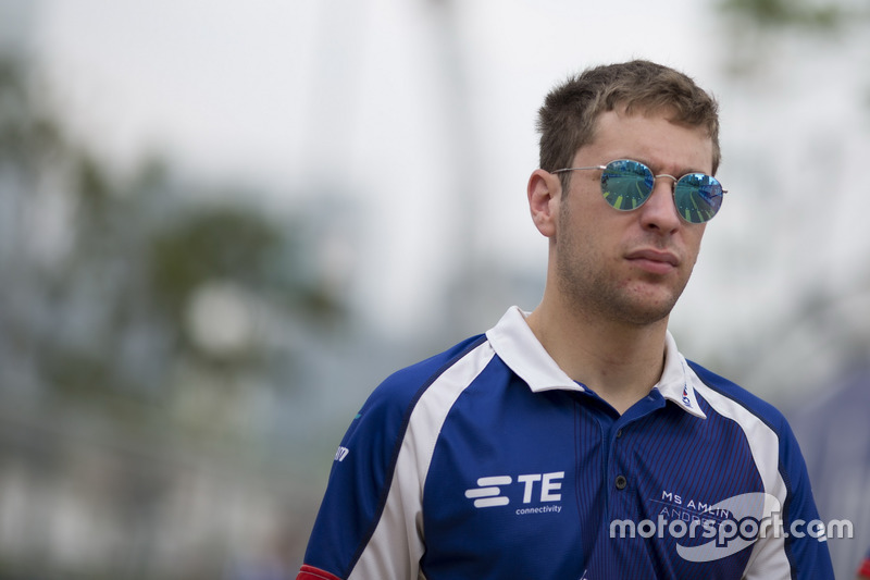 Robin Frijns, op twee fronten