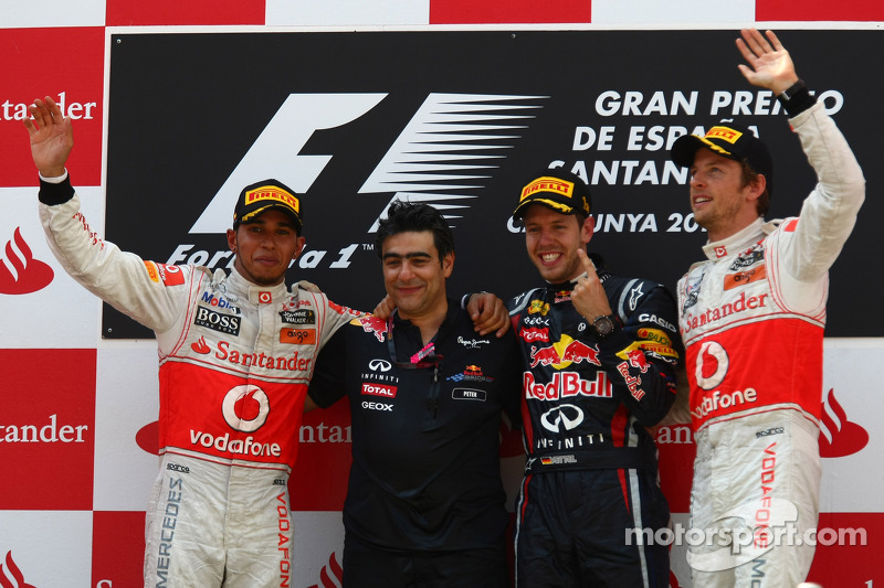 Podium: Sieger Sebastian Vettel, Red Bull Racing, 2. Lewis Hamilton, McLaren Mercedes, 3. Jenson But