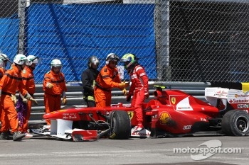 Felipe Massa, Scuderia Ferrari has a crash