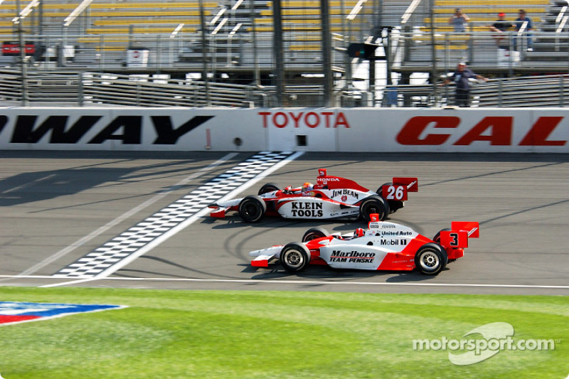 Dan Wheldon and Helio Castroneves