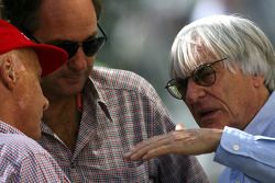 Niki Lauda, Gerhard Berger y Bernie Ecclestone