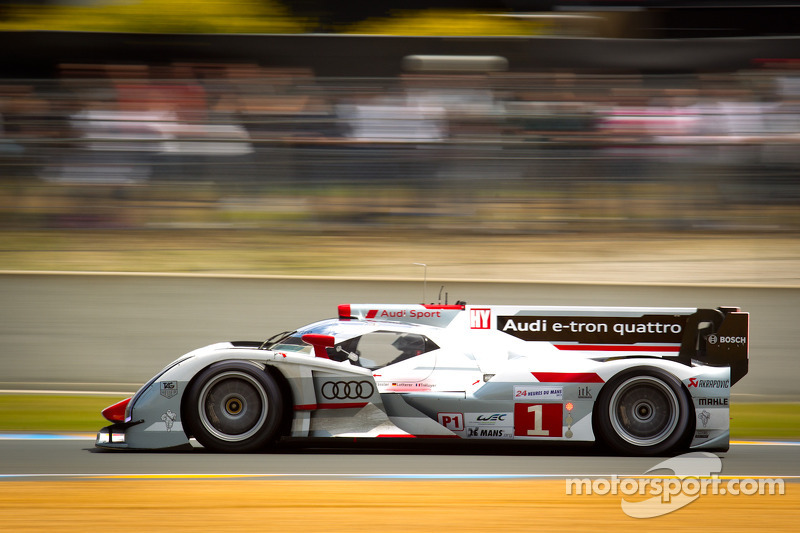 #1 Audi Sport Team Joest Audi R18 E-Tron Quattro: Marcel Fässler, Andre Lotterer, Benoit Tréluyer