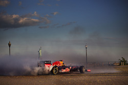David Coulthard pilote la Red Bull F1 à New York