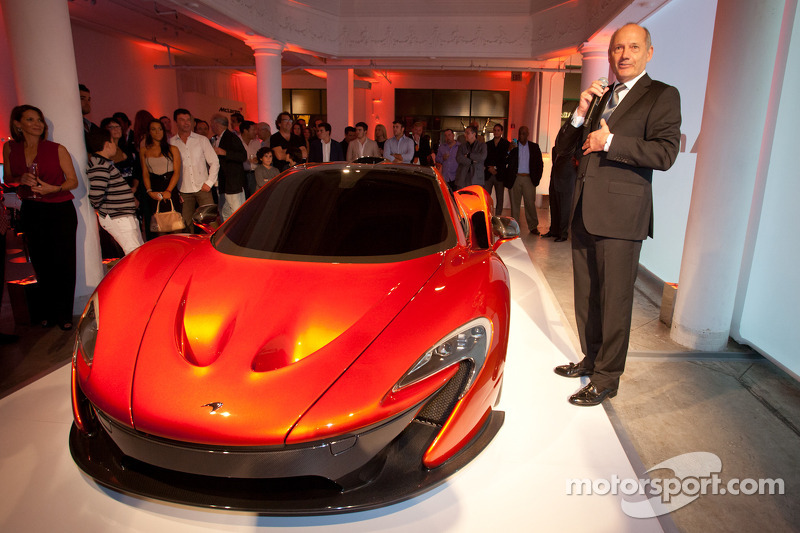 Ron Dennis presents the McLaren P1