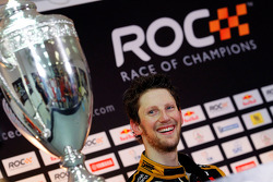 Romain Grosjean célèbre sa victoire