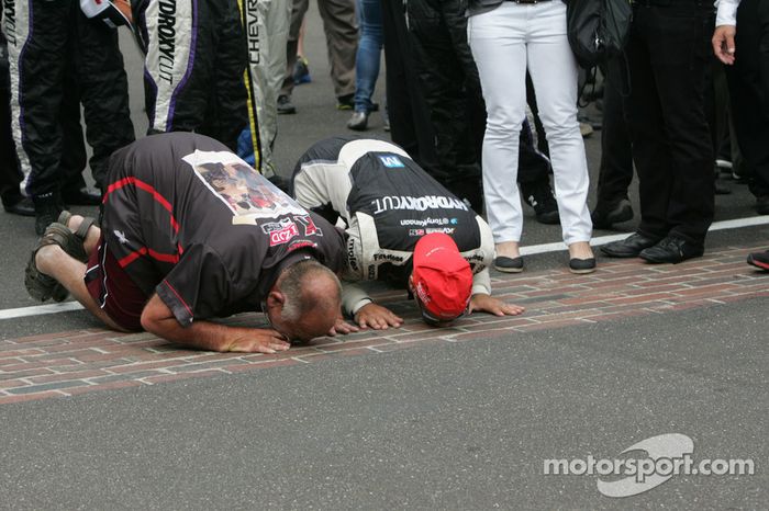 O vencedor Tony Kanaan