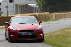 Nissan GT-R