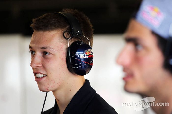 Daniil Kvyat, Scuderia Toro Rosso piloto de pruebas
