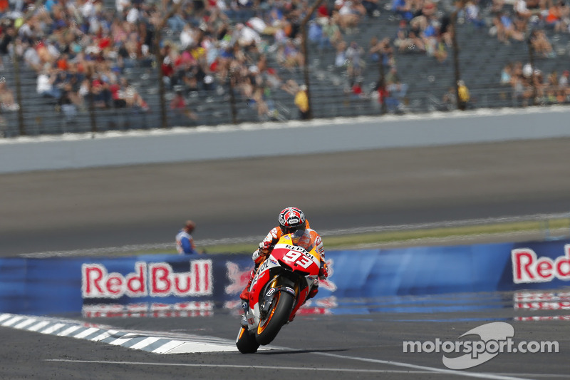 Veio ainda o GP de Indianápolis no mesmo ano e Márquez completou a trinca com mais um triunfo. No final do ano, o espanhol conquistou o primeiro título na MotoGP.