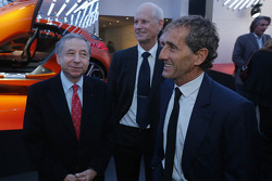 Alain Prost con Jean Todt, FIA President