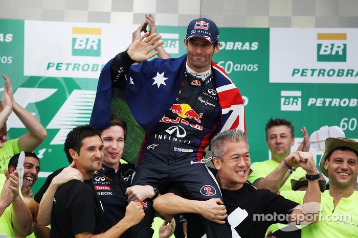 Mark Webber, Red Bull Racing con todo el equipo