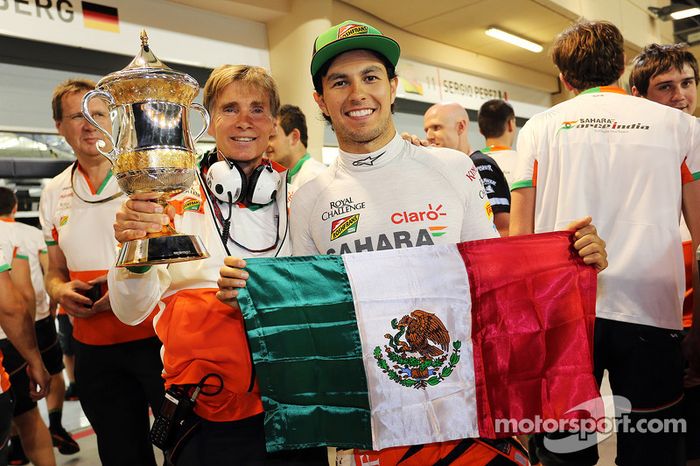 Sergio Pérez, Sahara Force India F1 celebra su tercer lugar con su equipo