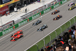 Себастьян Феттель, Кімі Райкконен, Ferrari SF71H