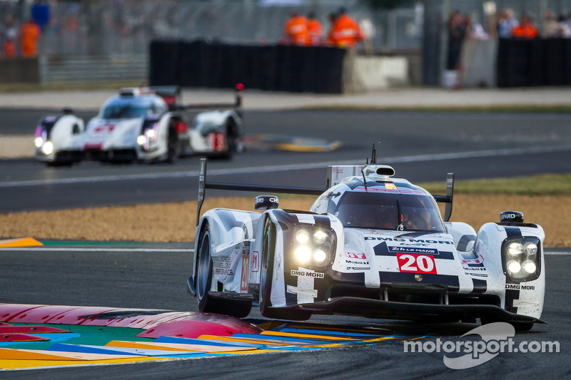 #20 Porsche Team Porsche 919 Hybrid: Timo Bernhard, Mark Webber, Brendon Hartley