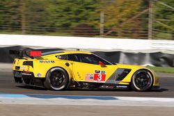 #3 Corvette Racing  Chevrolet Corvette C6 ZR1: Jan Magnussen, Antonio Garcia