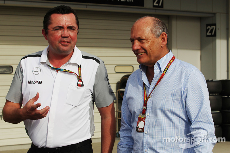 Eric Boullier, Director de carreras de McLaren Ron Dennis, Presidente Ejecutivo de McLaren