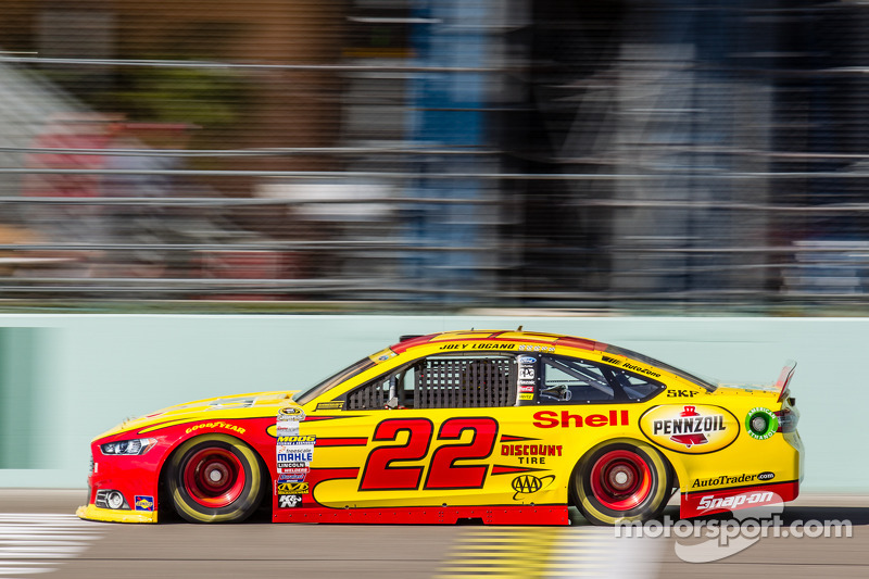 Joey Logano (Penske-Ford): Vierter mit P16 im Rennen
