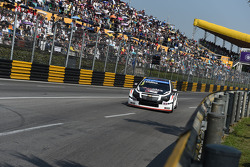 Tom Chilton, Chevrolet RML Cruze TC1, ROAL Motorsport
