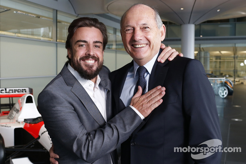 Fernando Alonso ve Ron Dennis, McLaren CEO'su ve Başkanı