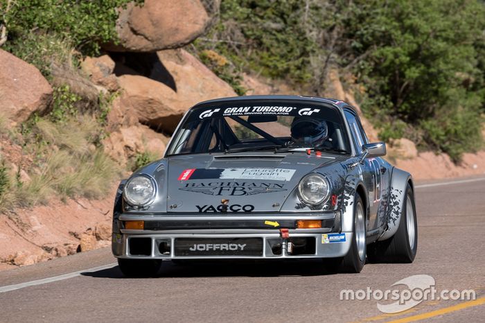 #19 Laure Many, Porsche 911 SC 3.0l Gr4