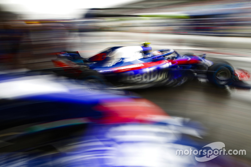Pierre Gasly, Toro Rosso STR13 Honda. Andy Hone