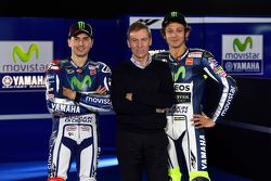 Lin Jarvis com Jorge Lorenzo e Valentino Rossi