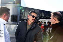 (L to R): Eric Boullier, McLaren Racing Director with Guenther Steiner, Haas F1 Team Principal and J