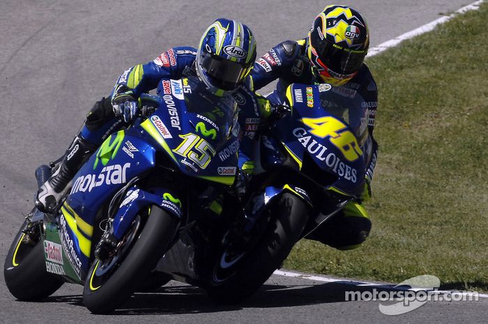 Valentino Rossi and Sete Gibernau battle