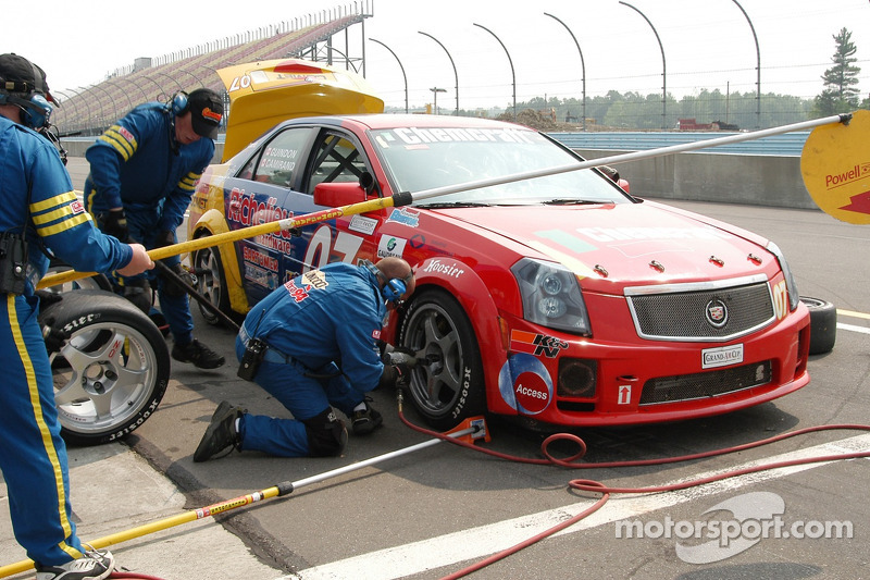 #07 Powell Motorsport Cadillac CTS-V: Normand Guindon, Marc-Antoine Camirand