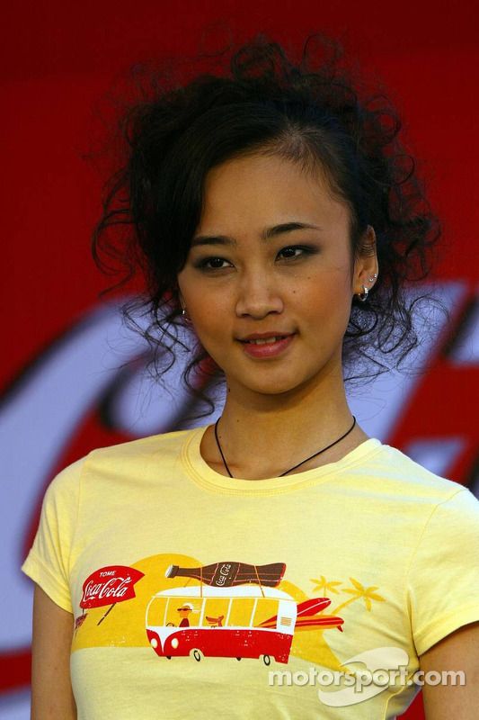 Una belleza en el paddock