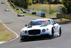 #8 Flying B Motorsport Bentley Continental GT3: Peter Edwards, John Bowe, David Brabham