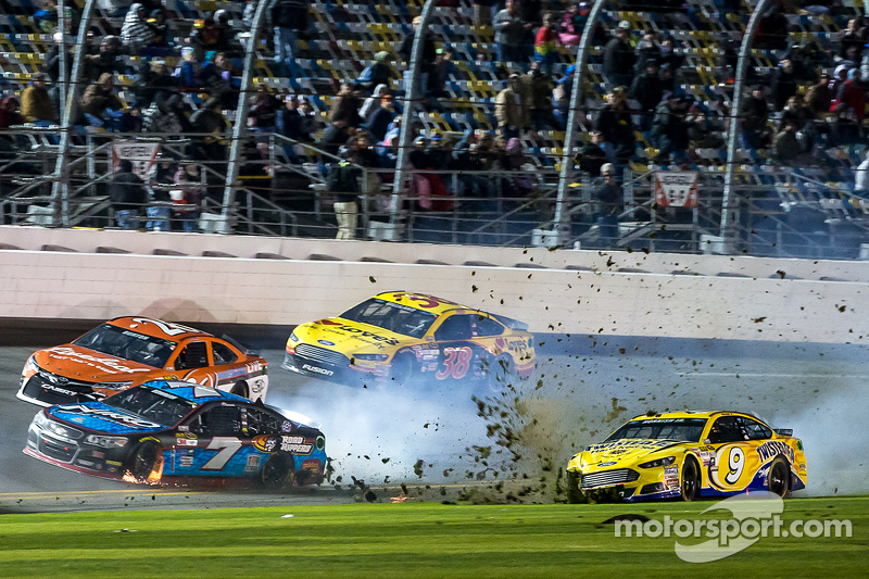 Sam Hornish Jr., Richard Petty Motorsports Ford and Alex Bowman, Tommy Baldwin Racing, Jeb Burton, BK Racing Toyota, David Gilliland, Frontrow Motorsports Ford in trouble