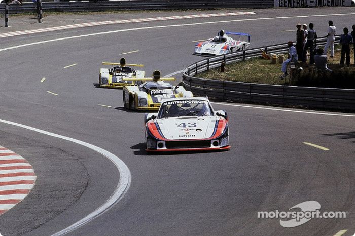 El Porsche 935/78 #43 de Martini Racing: Manfred Schurti y Rolf Stommelen en 1978