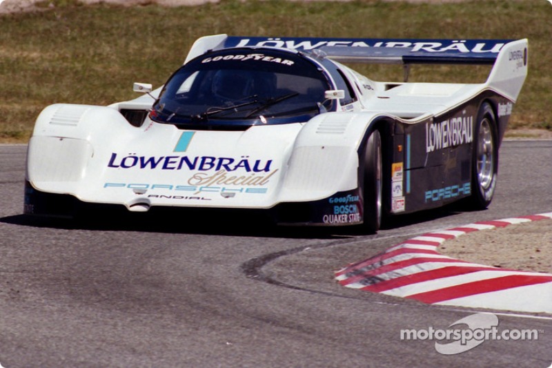 #1 Holbert Porsche 962: Derek Bell