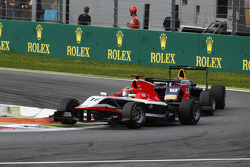 Dean Stoneman (Manor) et Alex Lynn (Carlin)
