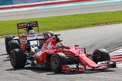 Sebastian Vettel, Ferrari SF15-T