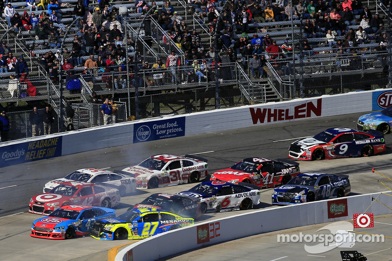 Paul Menard, Richard Childress Racing Chevrolet in trouble