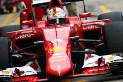 Себастьян Феттель, Ferrari SF15-T
