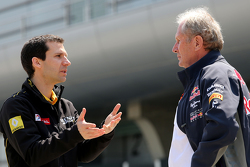 Реми Таффен, Renault Sport F1 и доктор Хельмут Марко, консультант Red Bull Motorsport
