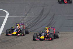 Даниил Квят, Red Bull Racing RB11, и Даниэль Риккардо, Red Bull Racing RB11